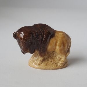 Vintage Wade Bison Buffalo Red Rose Tea Porcelain Figurine